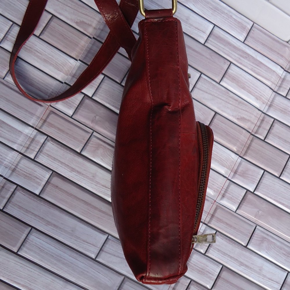 ESTALON genuine leather crossbody bag. - Picture 9 of 16